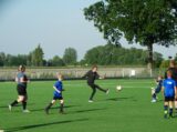 Laatste training S.K.N.W.K. JO10-1 van seizoen 2022-2023 (partijtje tegen de ouders) (96/165)